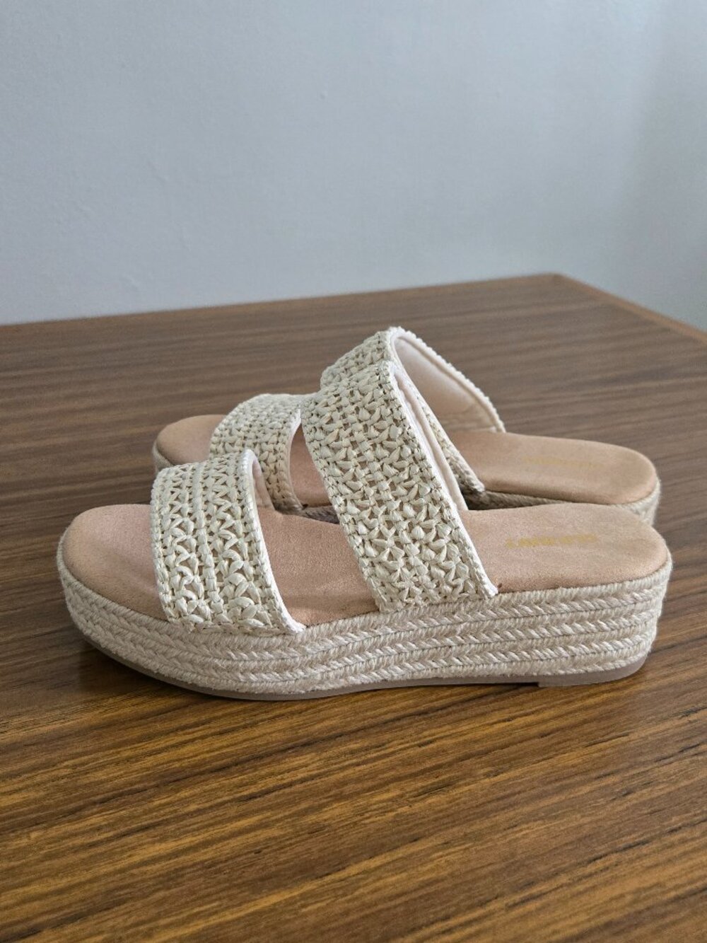Womens 6 Sandals Wedge Platform Braided Espradrille Gently Used Soles Excellent